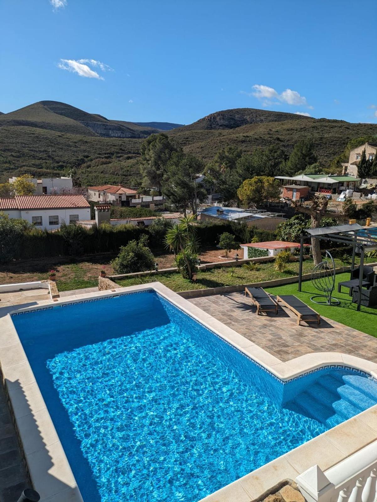 Buen Estar, Piscina, Barbacoa, Jacuzzi En Valencia Villa Turis Luaran gambar