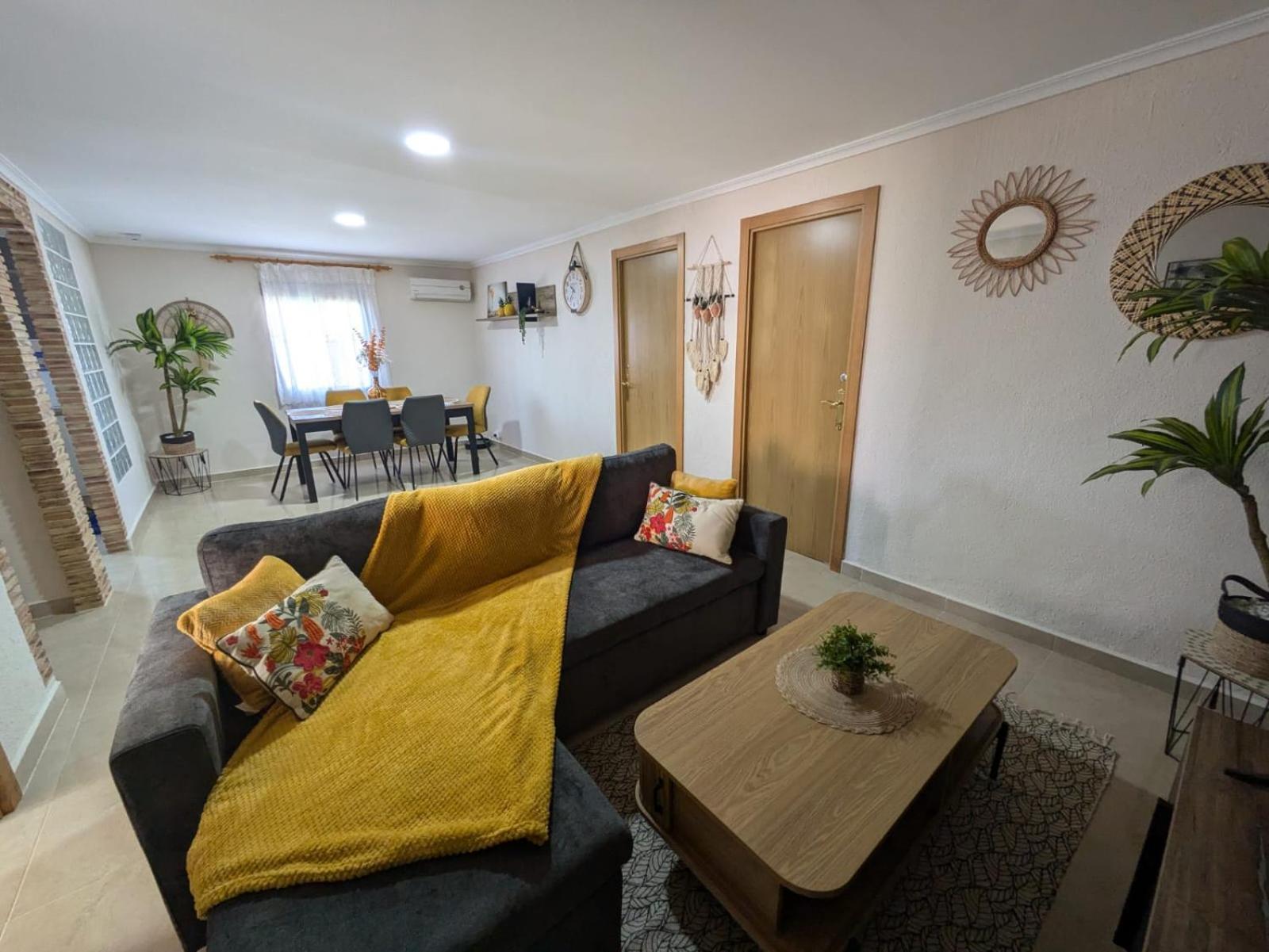 Buen Estar, Piscina, Barbacoa, Jacuzzi En Valencia Villa Turis Luaran gambar